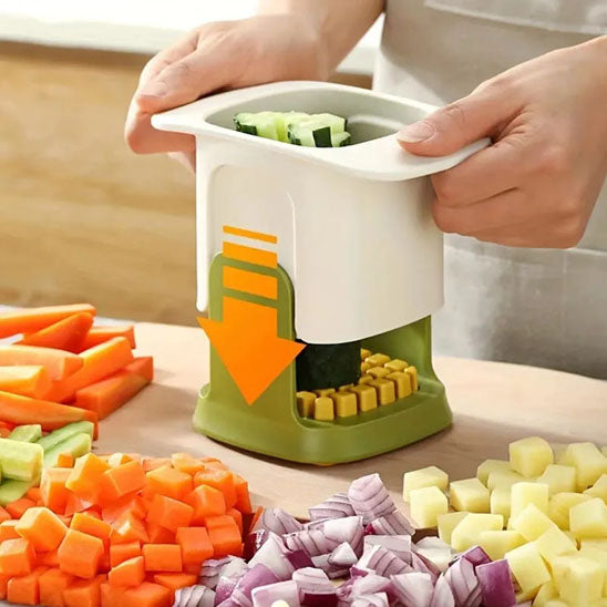 coupe légumes à poussoir